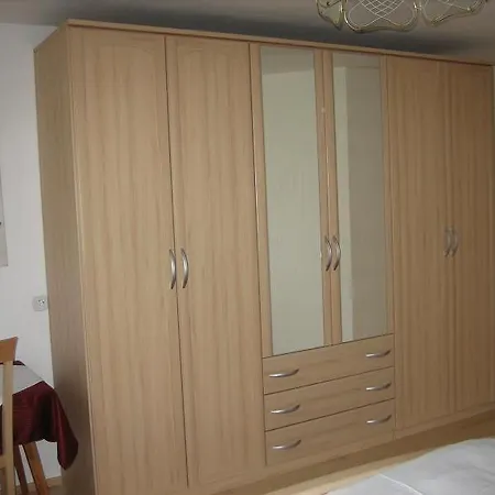 Poetscher Maria Affittacamere 4*